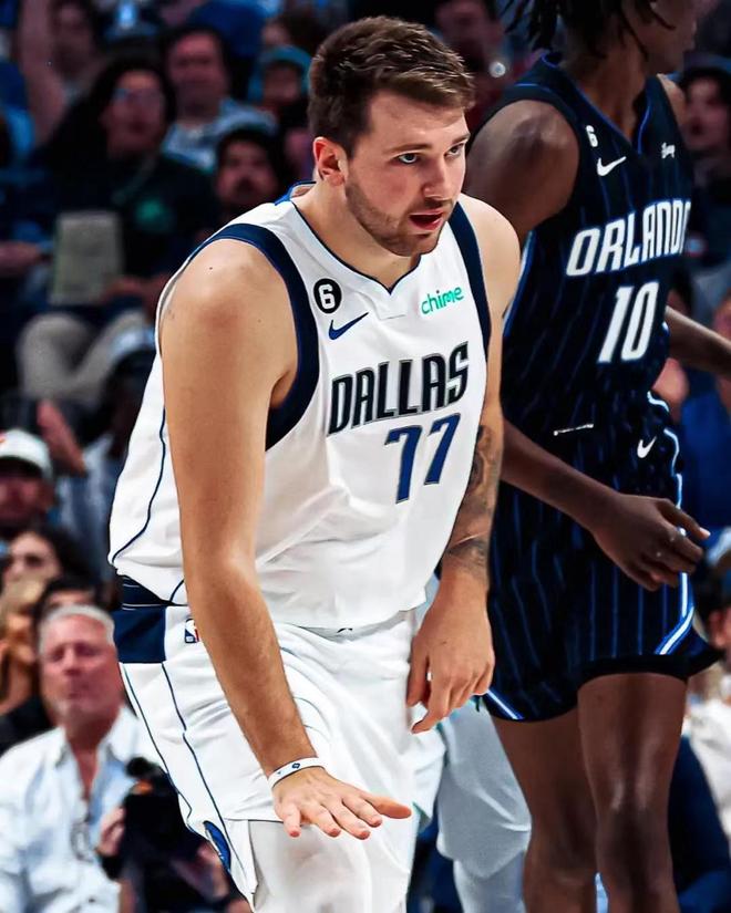 与家人重聚 与家人重聚